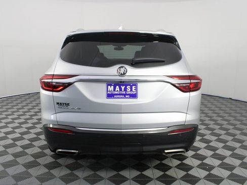 Used 2020 Buick Enclave Essence image 25