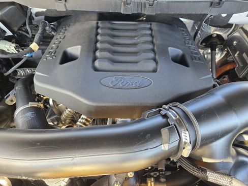 Used 2023 Ford F150 Lariat w/ Equipment Group 502A High image 31