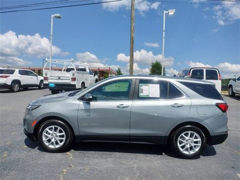 Used 2024 Chevrolet Equinox LT w/ LPO, Floor Liner Package image 4