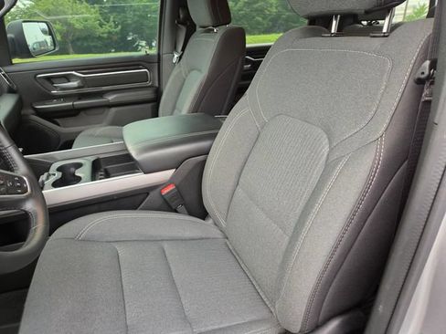Used 2024 RAM 1500 Big Horn AWD/4WD image 3