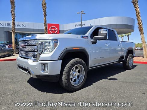 Used 2021 GMC Sierra 2500 Denali w/ Denali Ultimate Package AWD/4WD image 2