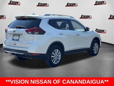 Used 2018 Nissan Rogue SV w/ Premium Package AWD/4WD image 5