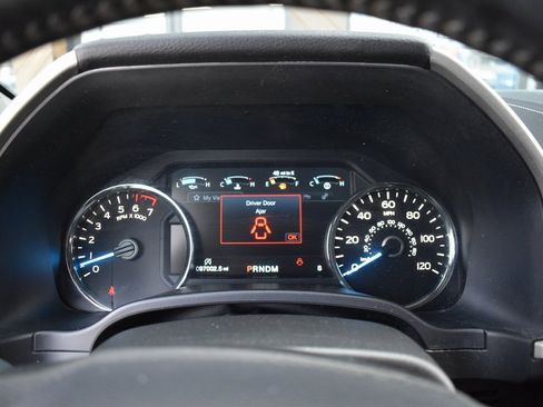 Used 2020 Ford F150 Lariat image 9