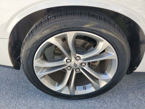 Used 2022 Dodge Challenger R/T image 7