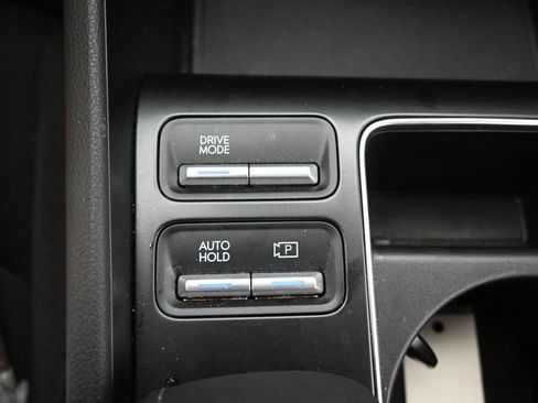 Used 2025 Hyundai Sonata SEL FWD image 28