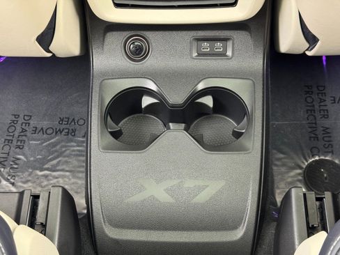 Used 2021 BMW X7 M50i w/ Dynamic Handling Package image 39