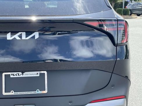 New 2026 Kia Sportage EX w/ EX Panorama Roof Package image 11