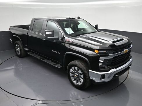 Used 2026 Chevrolet Silverado 2500 LT AWD/4WD image 21