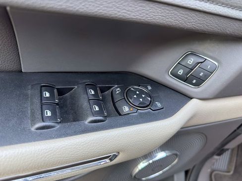 Used 2019 Ford Expedition XLT w/ Equipment Group 202A RWD image 9