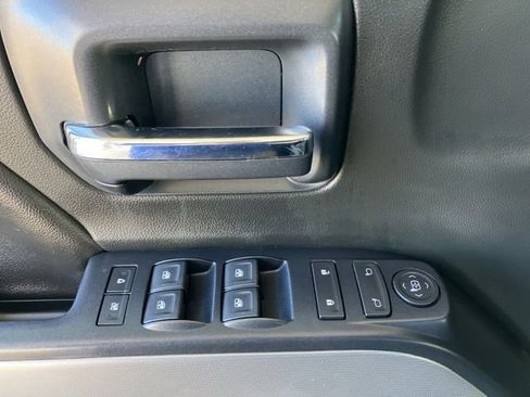 Used 2018 Chevrolet Silverado 1500 LT w/ All Star Edition AWD/4WD image 18