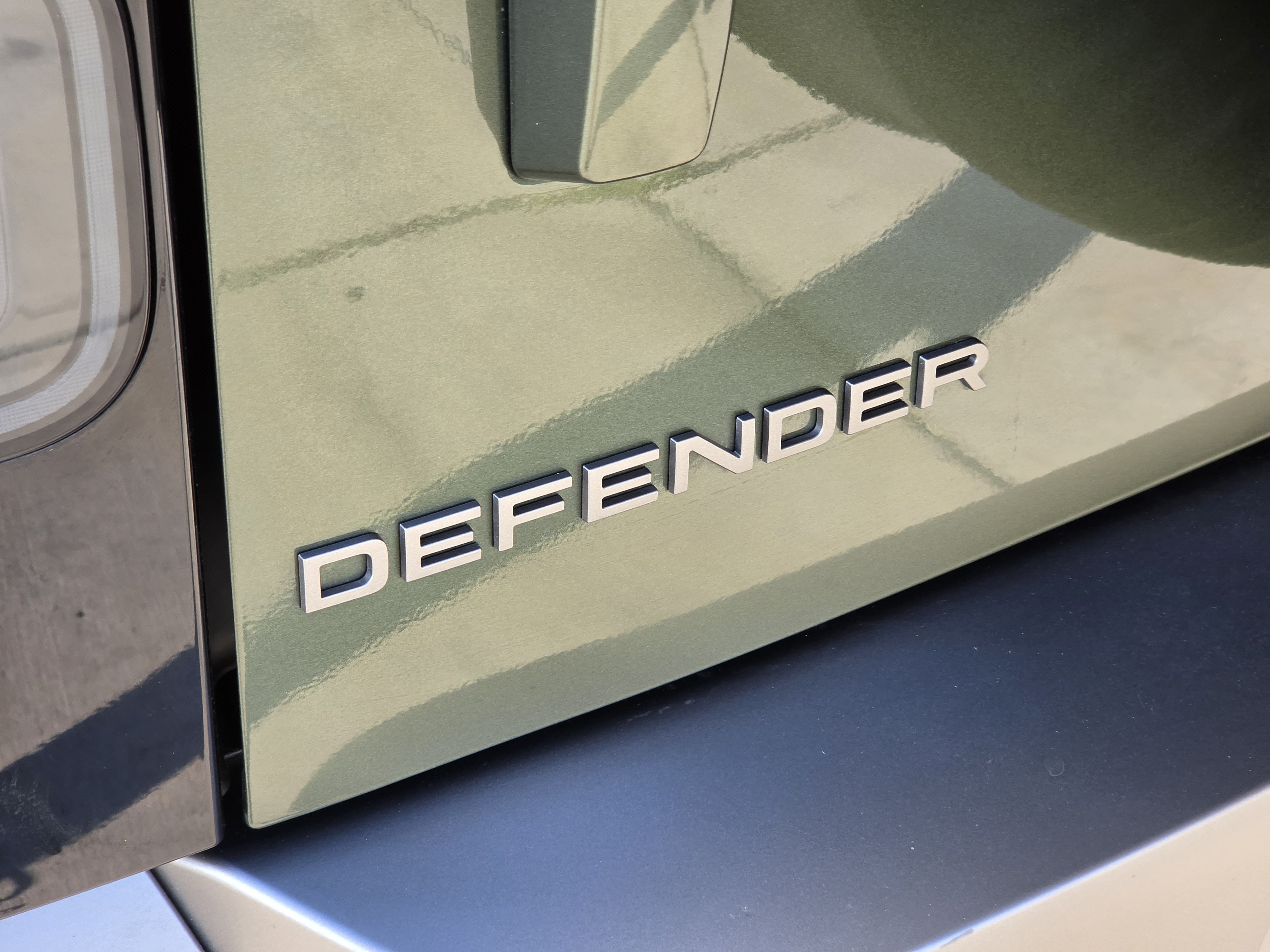 Used 2026 Land Rover Defender 110 S AWD/4WD image 13