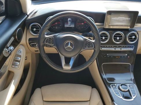 Used 2019 Mercedes-Benz GLC 300 image 17