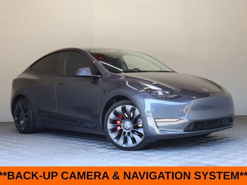 Used 2022 Tesla Model Y Performance AWD/4WD image 2