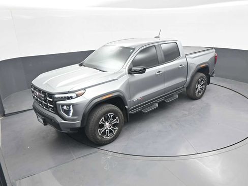 Used 2024 GMC Canyon AT4 w/ Technology Package AWD/4WD image 41
