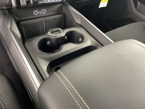 New 2026 RAM 1500 Big Horn AWD/4WD image 29