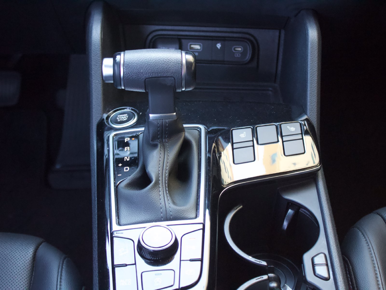 Used 2024 Kia Sportage EX AWD/4WD image 29