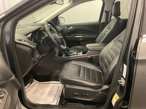 Used 2018 Ford Escape SEL w/ Ford Safe & Smart Package AWD/4WD image 18