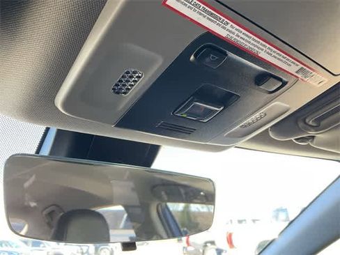 Used 2022 Toyota Camry SE image 24