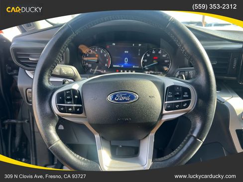Used 2020 Ford Explorer XLT RWD image 13