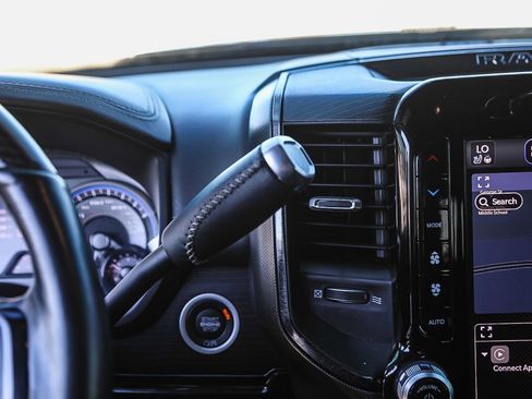 Used 2022 RAM 2500 Limited image 20