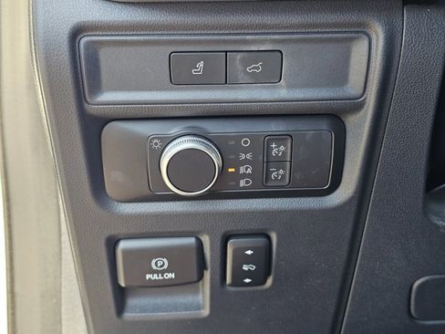 Used 2022 Ford Expedition Max XLT RWD image 41