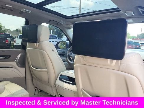 Used 2021 Cadillac Escalade Premium Luxury Platinum AWD/4WD image 29