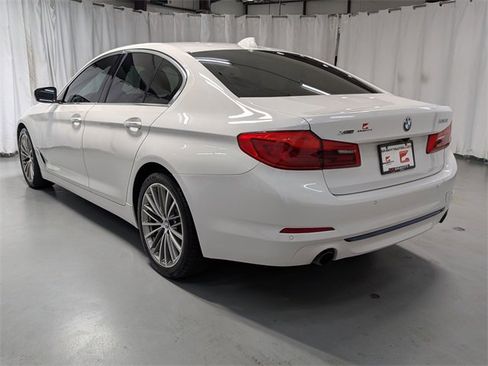 Used 2018 BMW 530i xDrive image 4