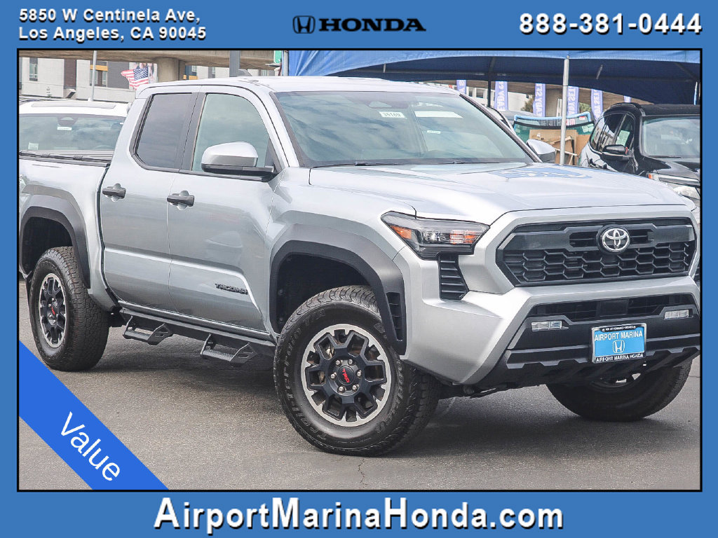 Used 2024 Toyota Tacoma TRD Off-Road AWD/4WD image 1