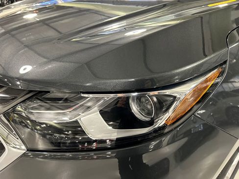 Used 2020 Chevrolet Equinox LS w/ LS Convenience Package image 7