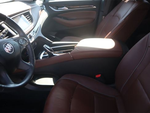 Used 2020 Buick Enclave Avenir w/ Avenir Technology Package image 9