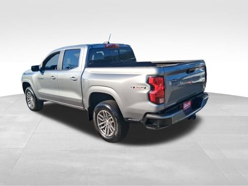 Used 2024 Chevrolet Colorado LT w/ LT Convenience Package AWD/4WD image 3