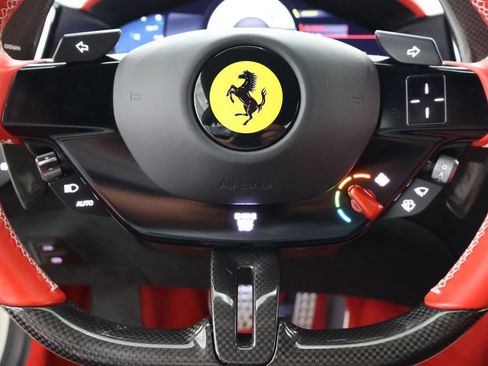 Used 2023 Ferrari Roma RWD image 21