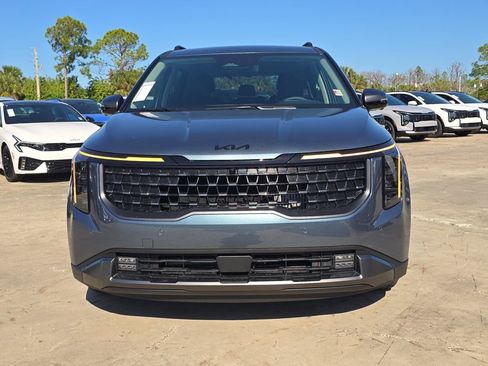 New 2026 Kia Carnival SX Prestige image 3