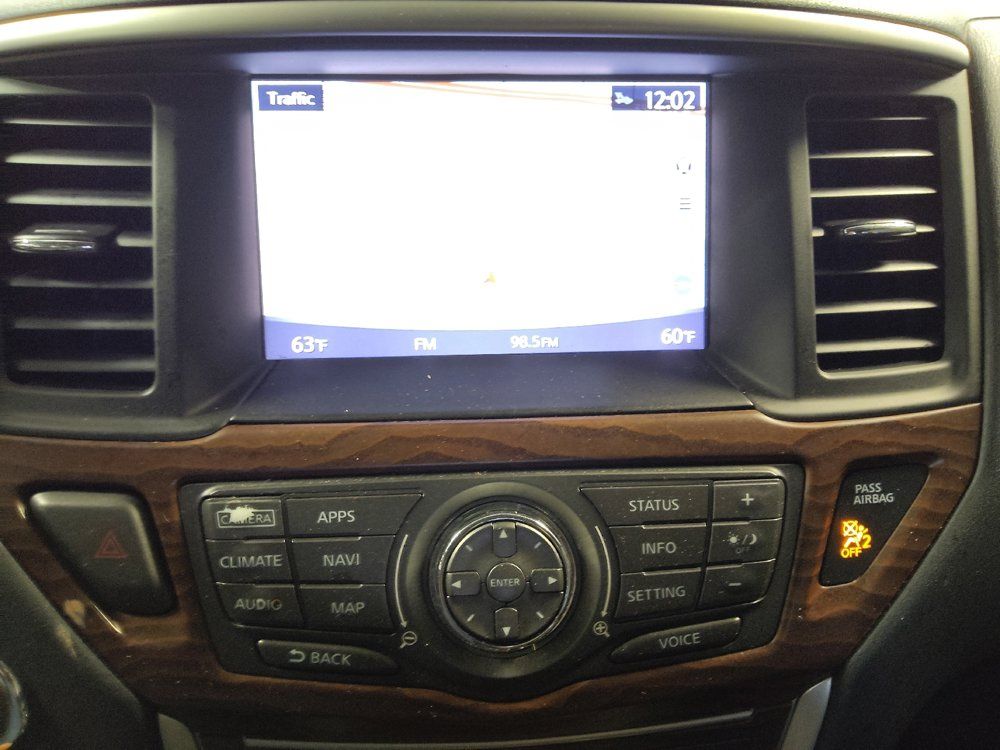 Used 2017 Nissan Pathfinder Platinum FWD image 25