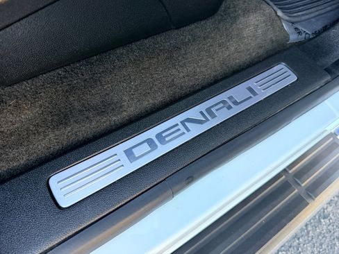 Used 2013 GMC Sierra 3500 Denali image 21