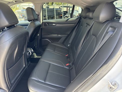 Used 2019 Alfa Romeo Stelvio Ti image 10