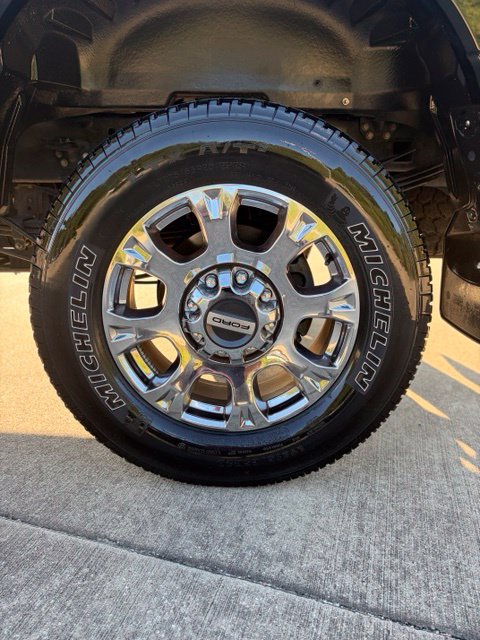 Used 2022 Ford F350 Lariat w/ Lariat Ultimate Package AWD/4WD image 10