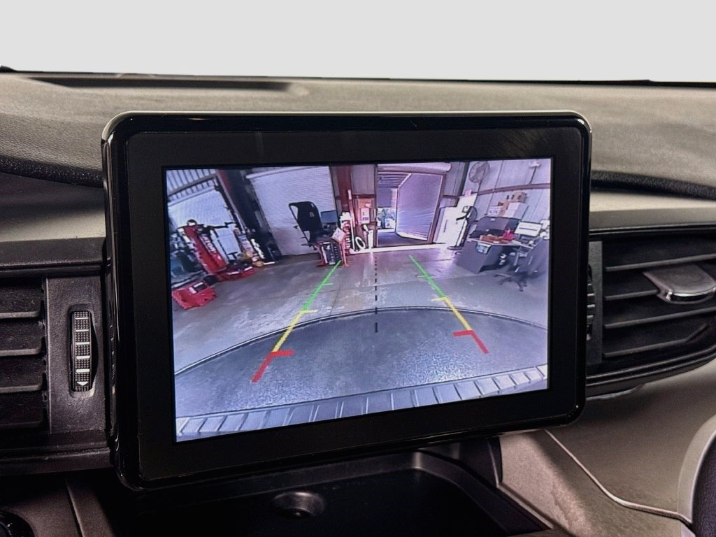 Used 2023 Ford Explorer XLT RWD image 18