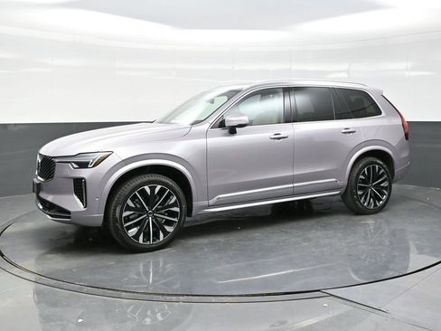 New 2026 Volvo XC90 B6 Plus w/ Protection Package Premier image 3
