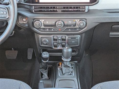 New 2026 Jeep Gladiator Sport image 19