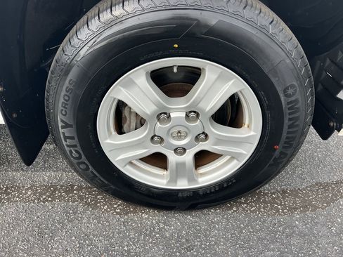 Used 2013 Toyota Tundra Limited image 13