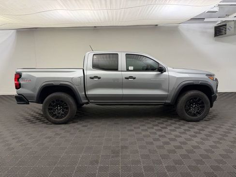 Used 2024 Chevrolet Colorado Trail Boss w/ Advanced Trailering Package AWD/4WD image 8