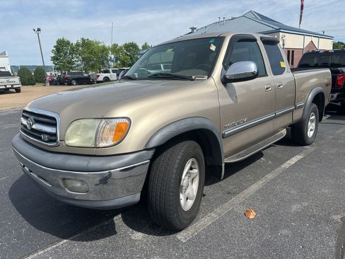 Used 2002 Toyota Tundra SR5 AWD/4WD image 1