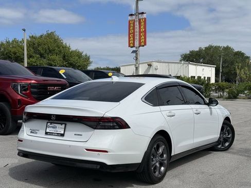 Used 2023 Honda Accord EX-L image 3