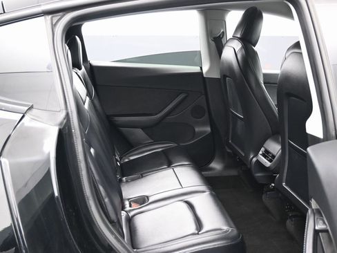 Used 2022 Tesla Model Y Performance image 37