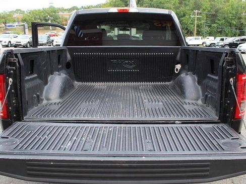 Used 2015 Ford F150 XLT AWD/4WD image 24