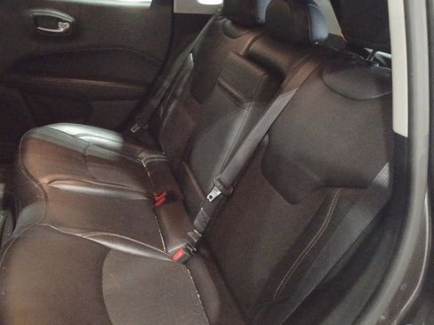 Used 2019 Jeep Compass Latitude w/ Cold Weather Group image 7