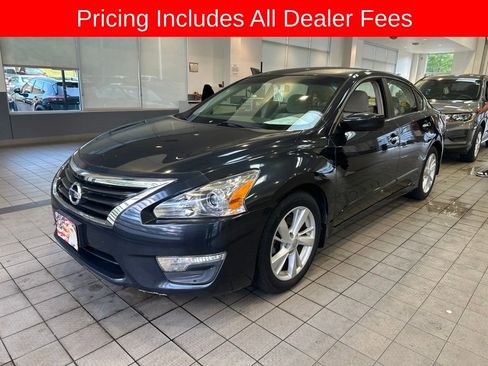 Used 2013 Nissan Altima 2.5 SV FWD image 3