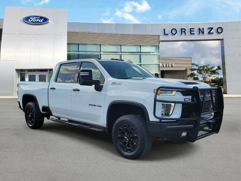 Used 2022 Chevrolet Silverado 2500 LTZ w/ LTZ Plus Package AWD/4WD image 3