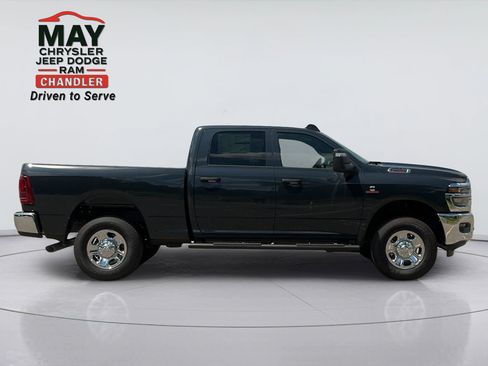 New 2026 RAM 2500 Tradesman AWD/4WD image 8